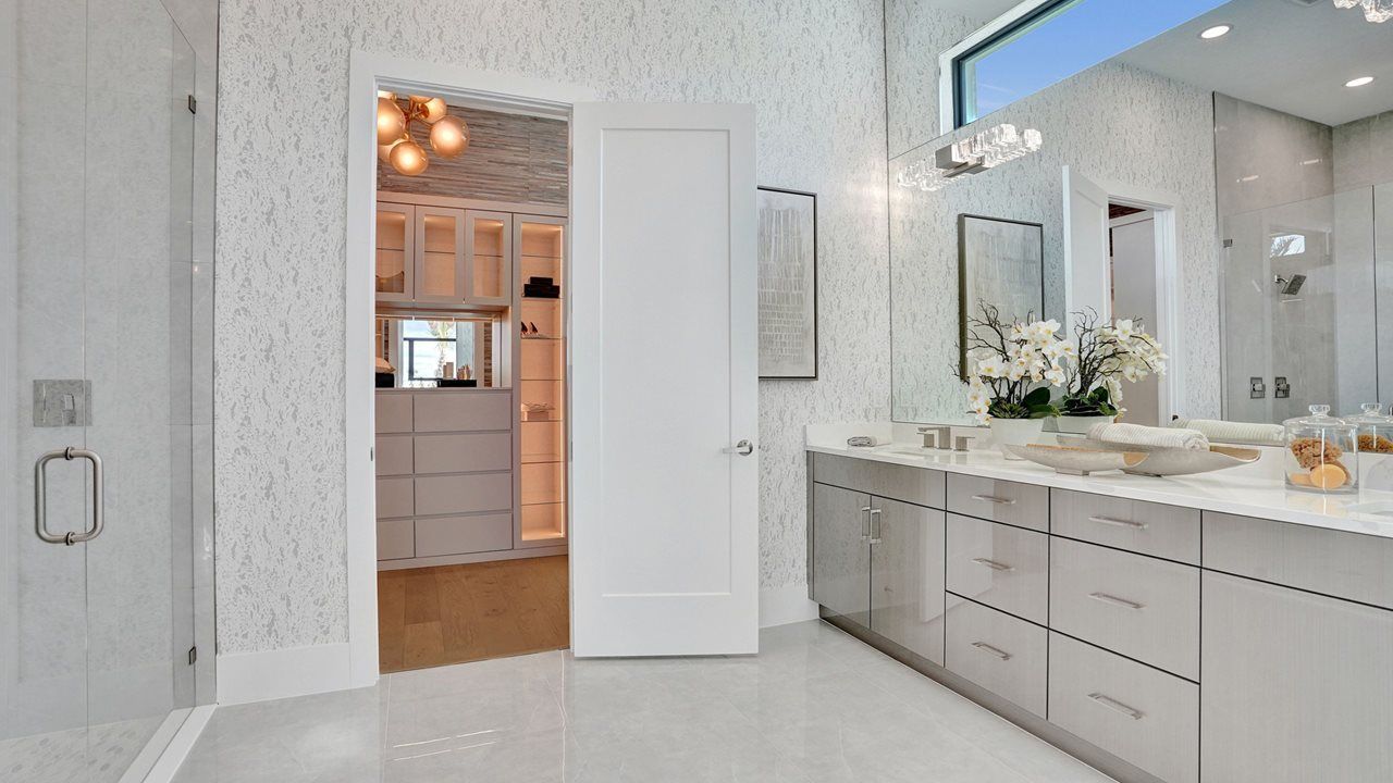 Owner's Bath
