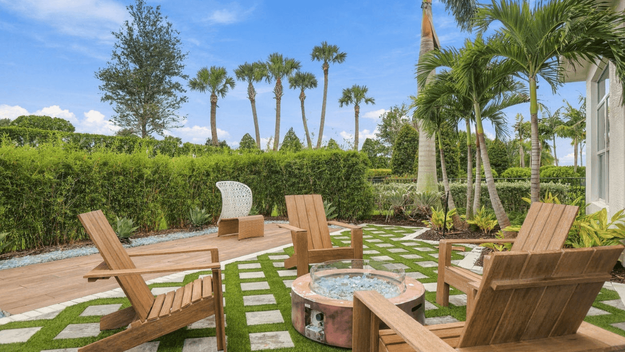 Lila Model | Lanai and Backyard