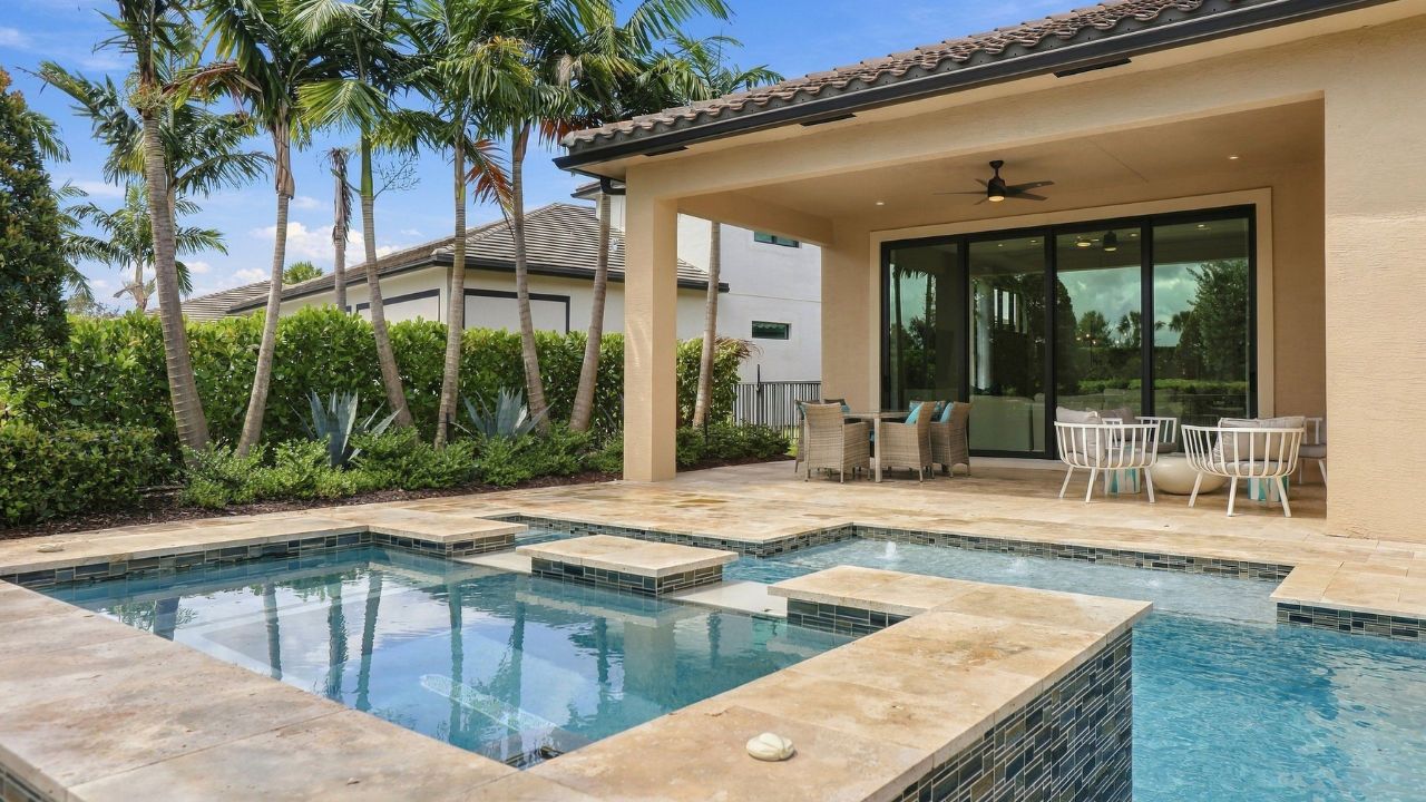 Madison Model | Lanai and Pool