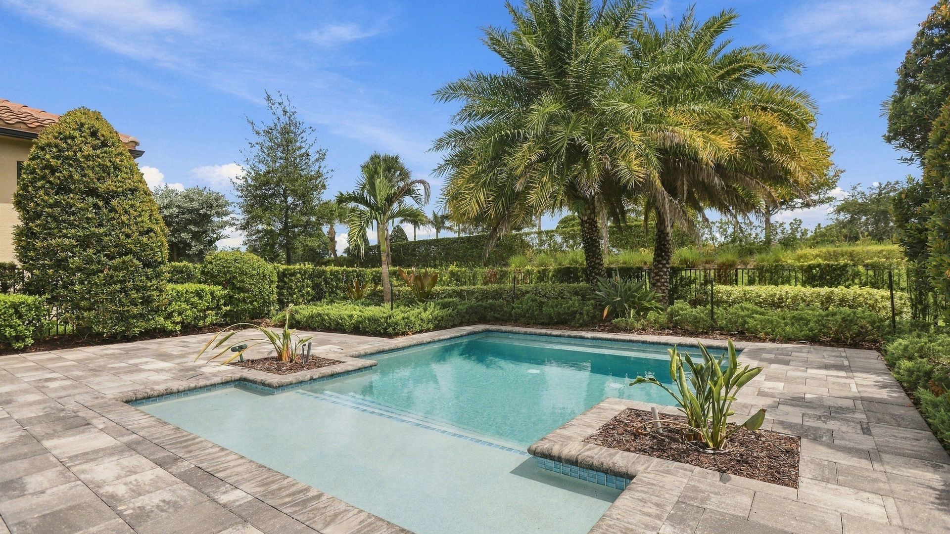 Pool and Lanai
