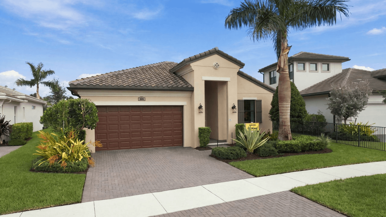 Madison Model | Front Exterior