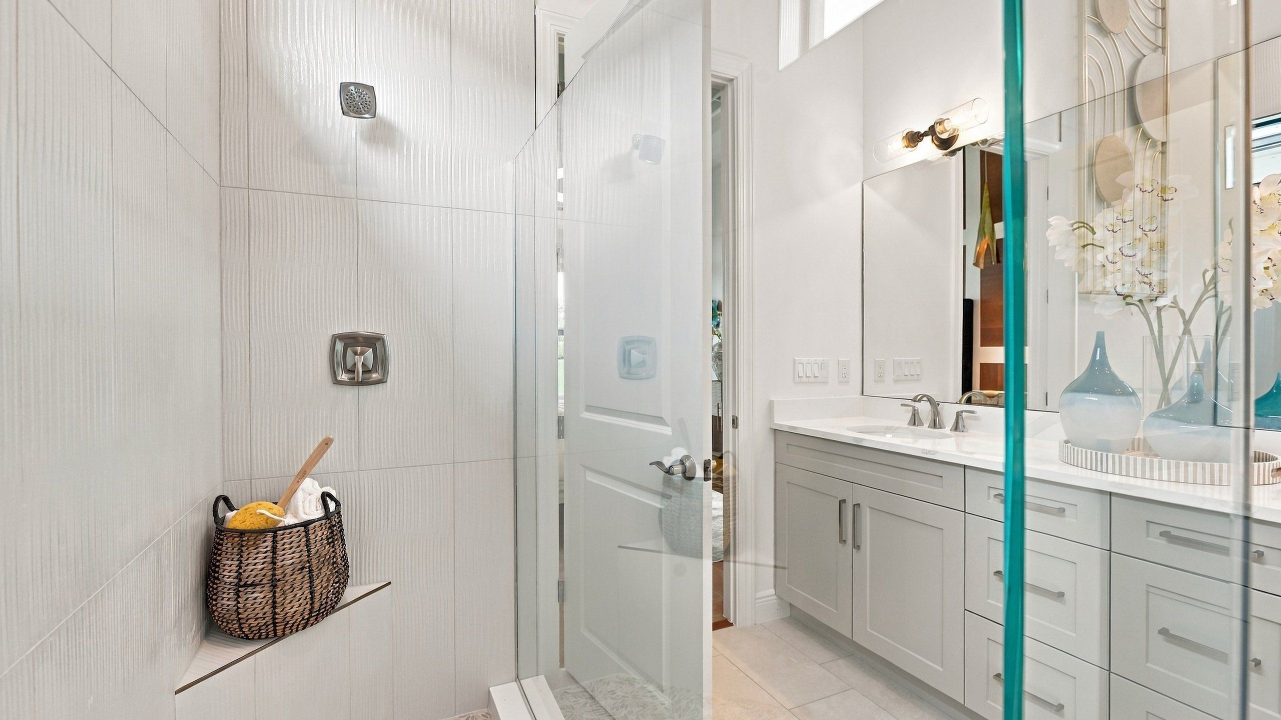 Owner's Bath