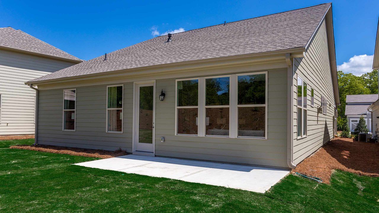 118 Hartwell Court. Hoschton, GA 30548