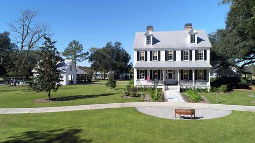 The Farmhouse Social Center at The Ponds