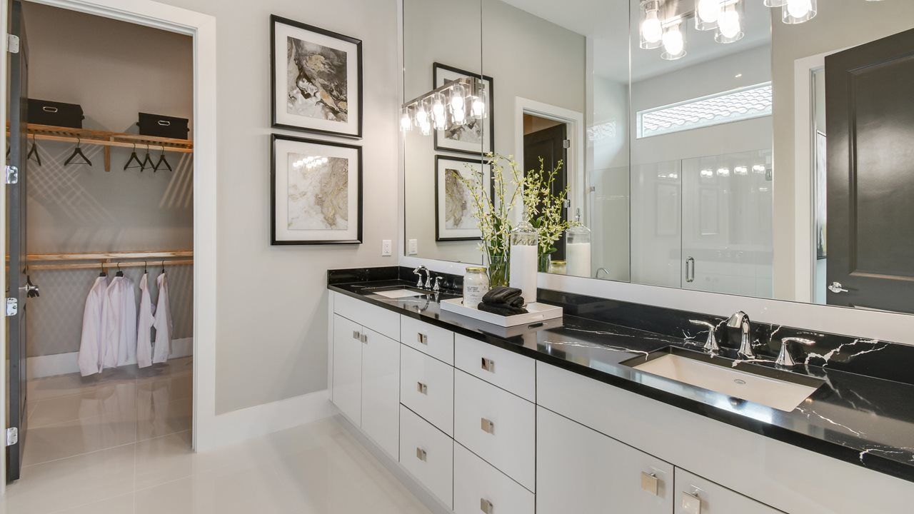 Paige Model | Owner's Bath