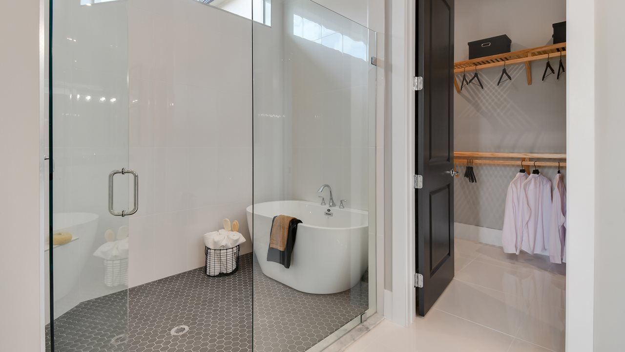 Paige Model | Owner's Bath