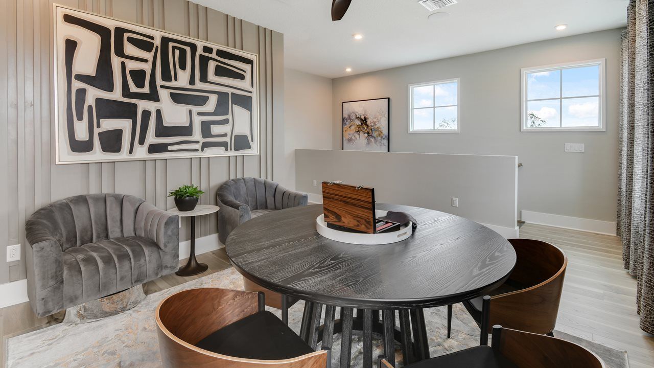 Paige Model | Bonus Room