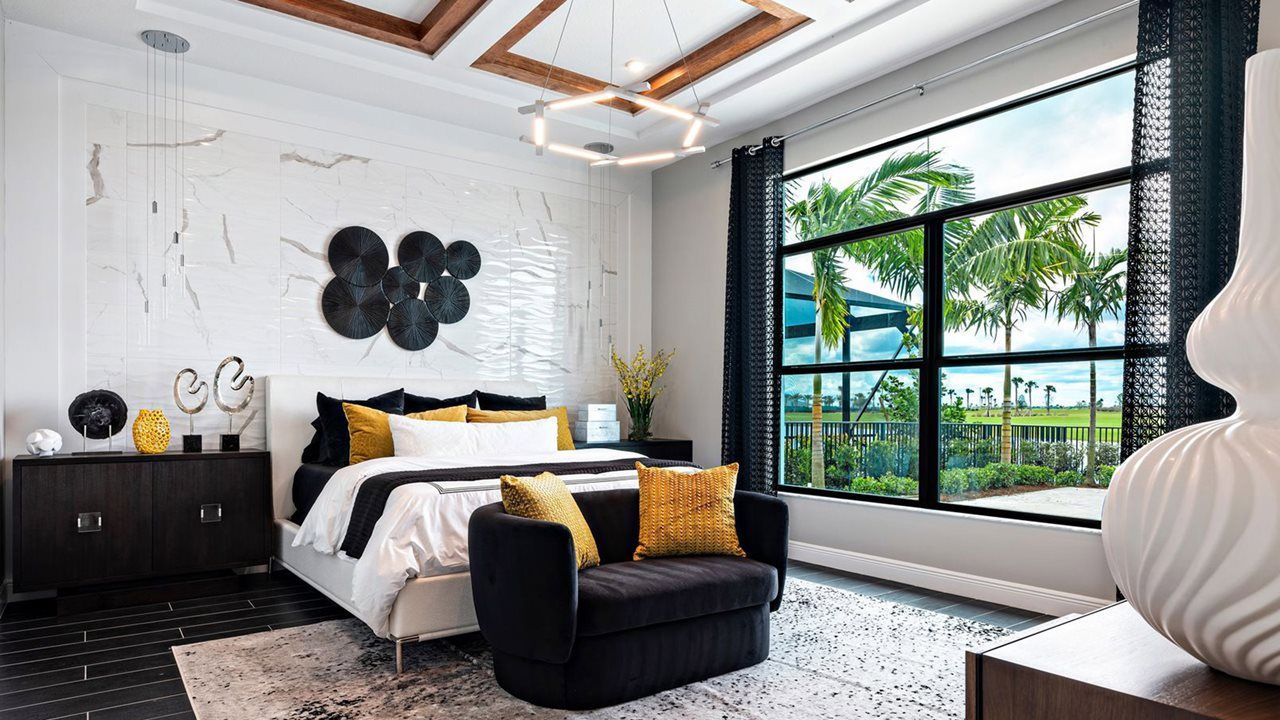 Victoria Model Home | Owner's Suite