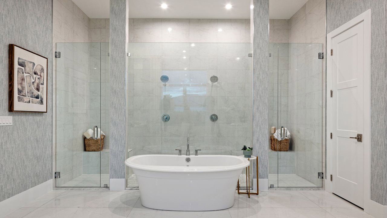Zara Model Home | Owner's Bath