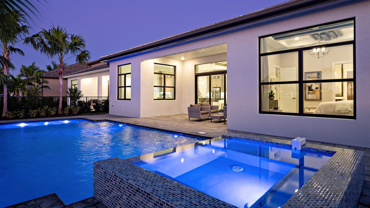 Riley Model Home | Lanai and pool