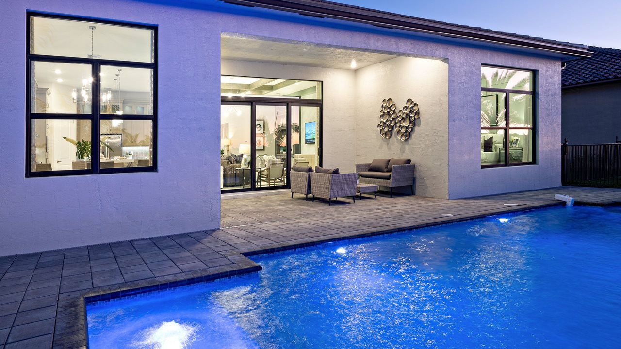 Riley Model Home | Lanai and pool
