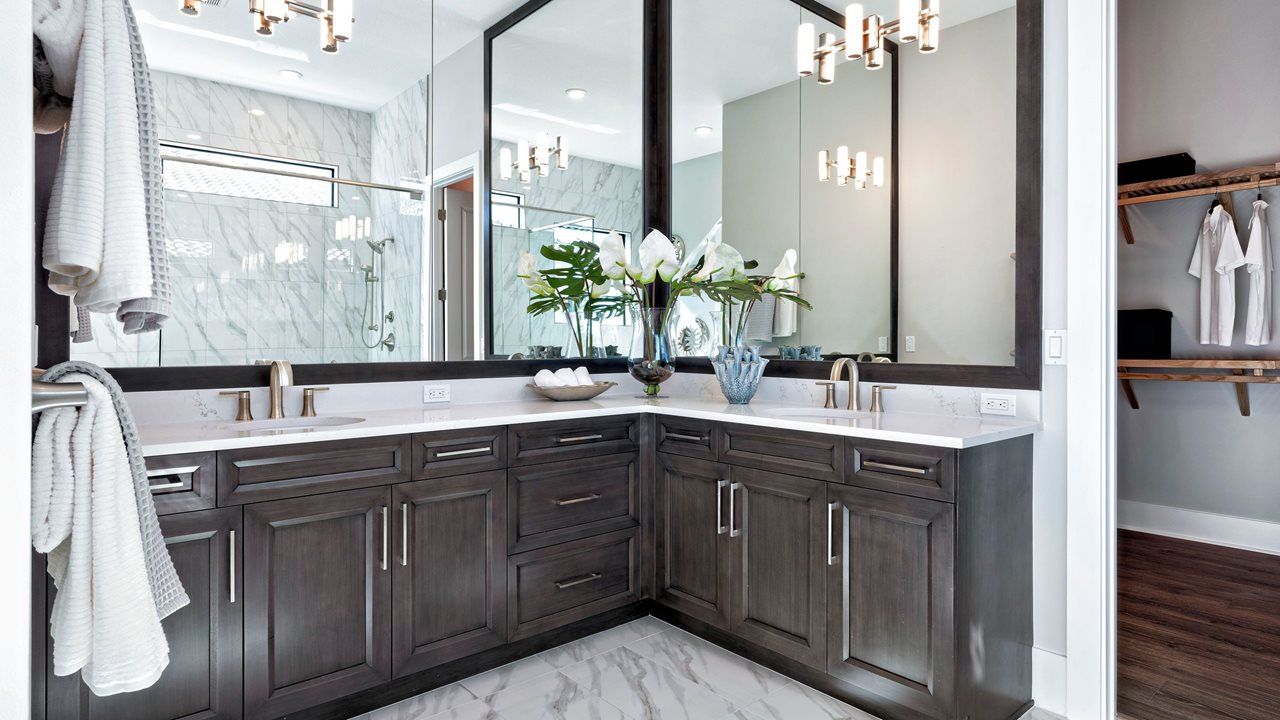 Riley Model Home | Owner's Bath