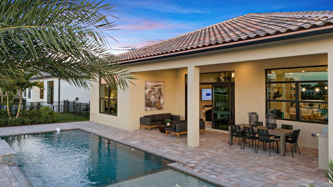 Sydney Model Home | Pool