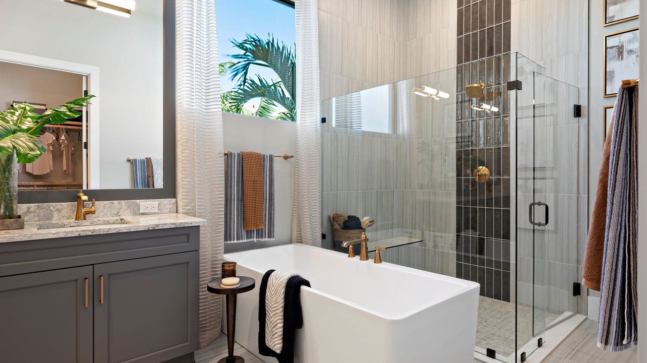 Sydney Model Home | Owner's Bath
