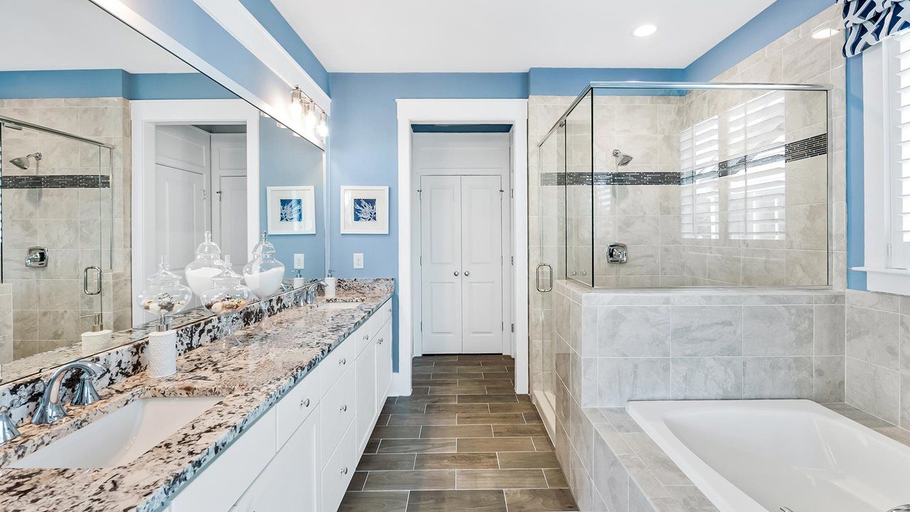 Hickory Model Home | Owner's Bath