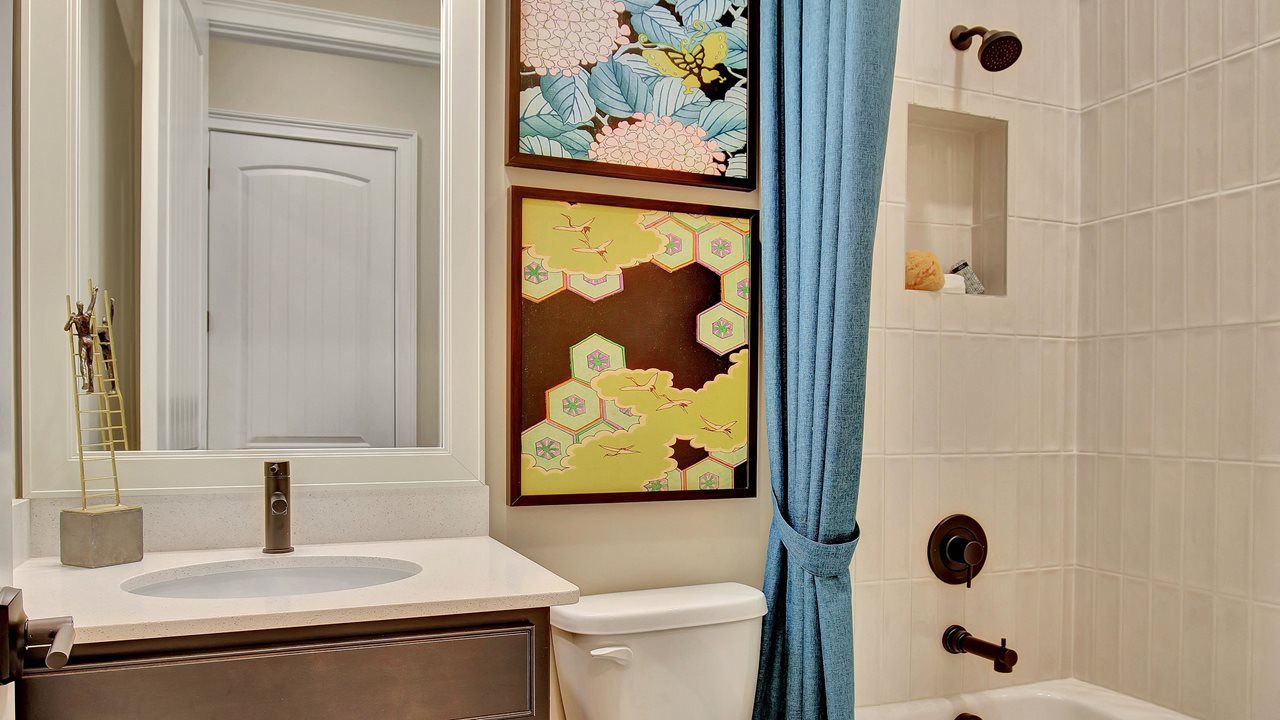 Beverly Model Home | Secondary Bath