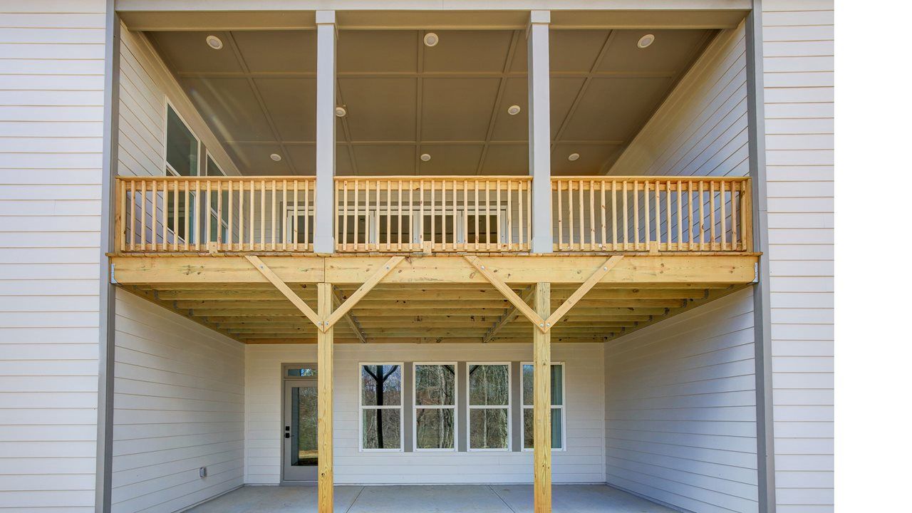 Valerie Model Home | Lanai