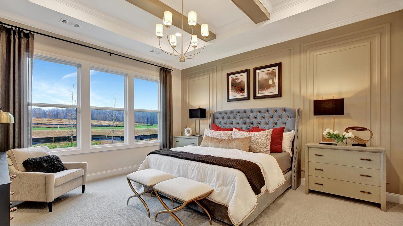 Julia Model Home| Owner's Suite