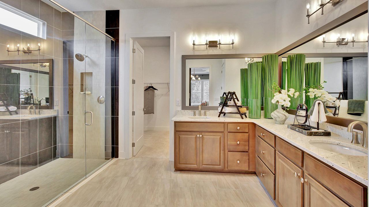 Riley Model Home | Owner's Bath