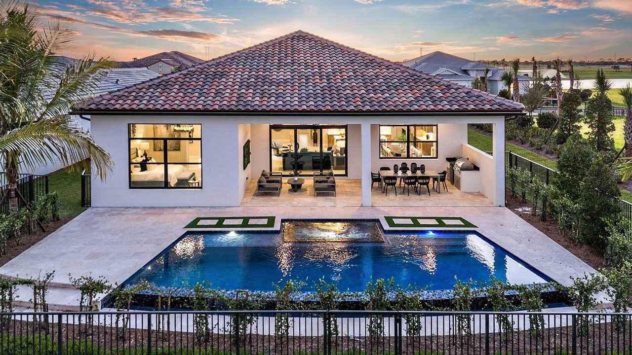 Sophia Model Home | Rear Exterior