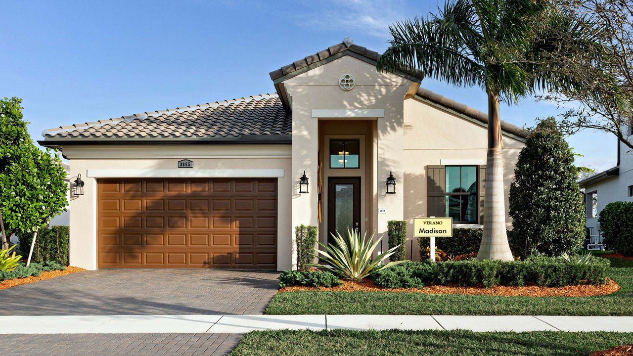 Madison Model | Front Exterior