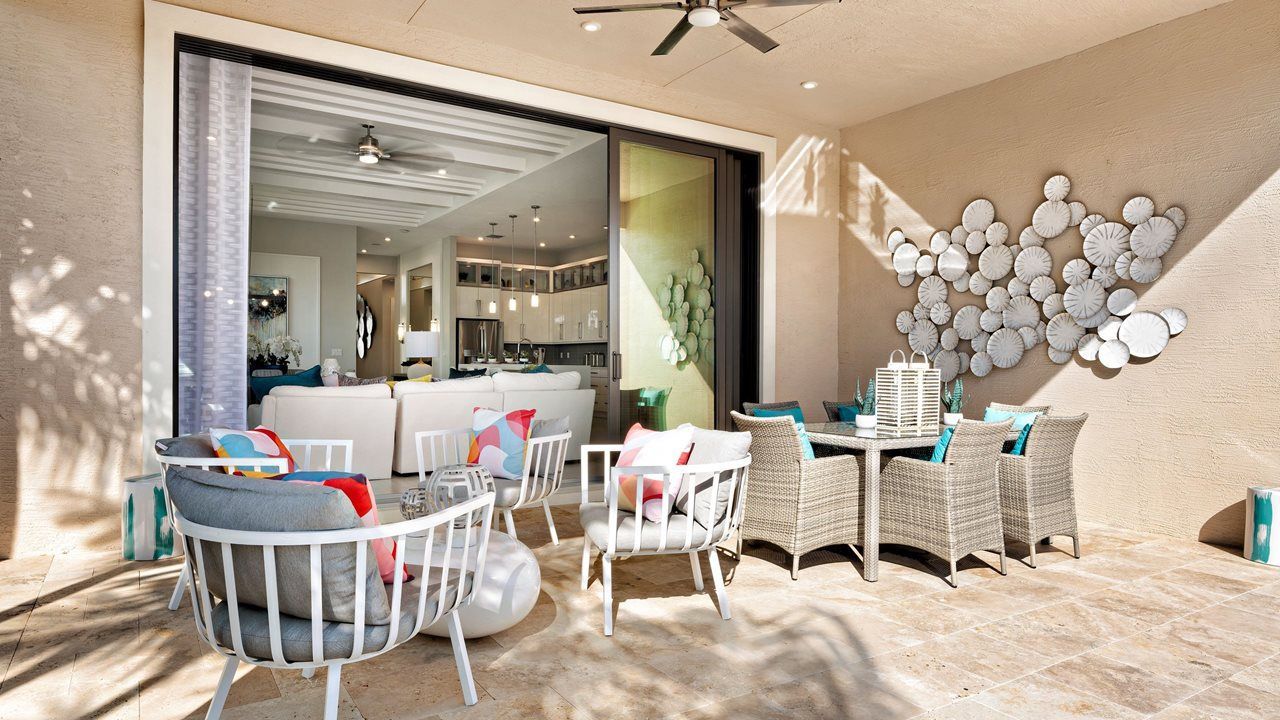 Madison Model | Lanai