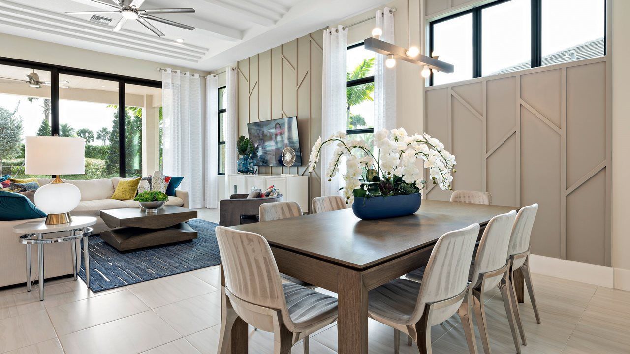 Madison Model | Dining
