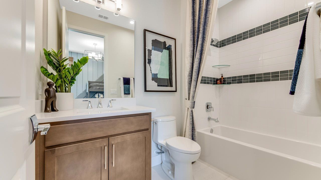 Laura Model | Secondary Bath