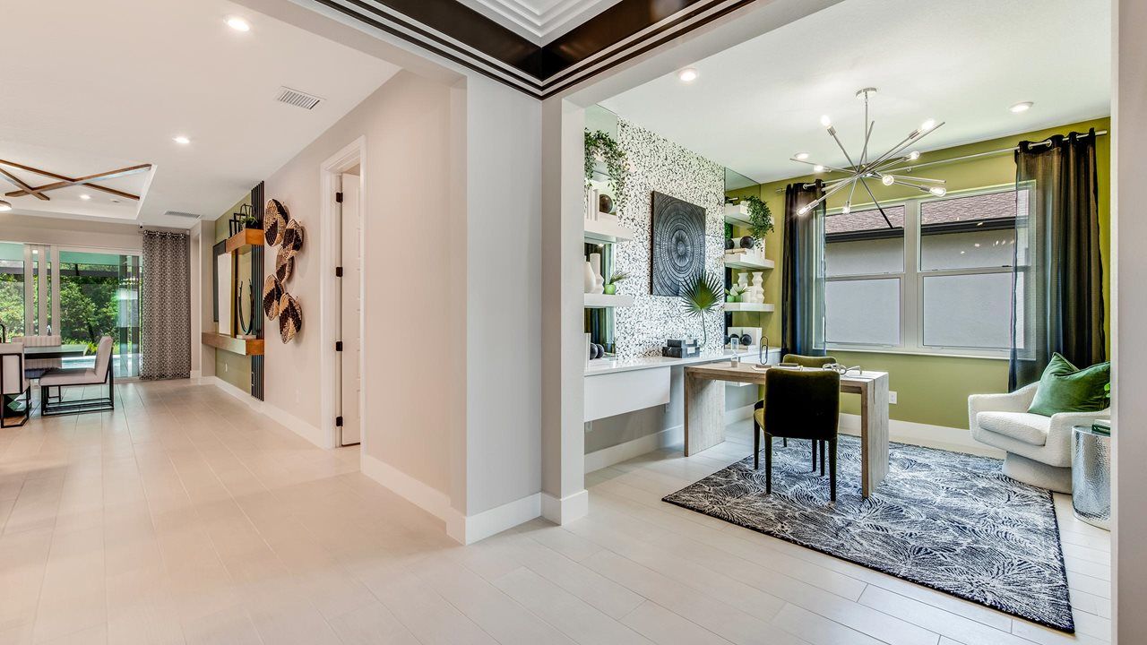 Pearl Model | Foyer into Flex