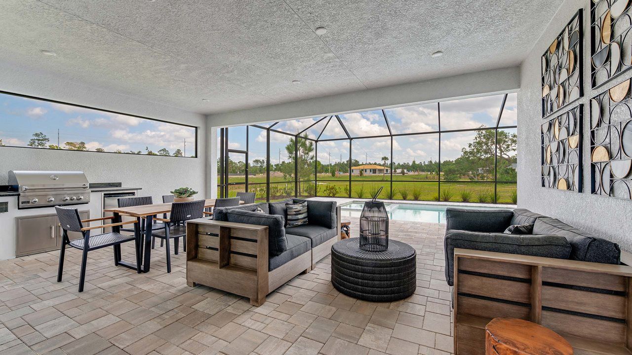 Jade Model | Lanai and Pool