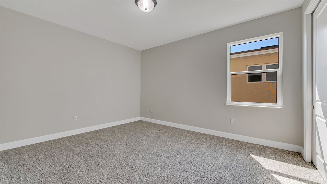 Laura Model | Bedroom 3