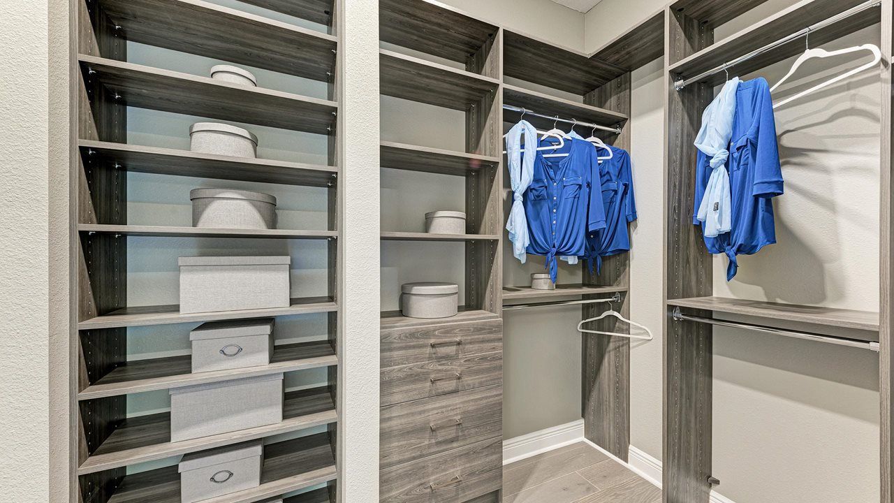 Alys Model Home | Owner's Walk-In Closet