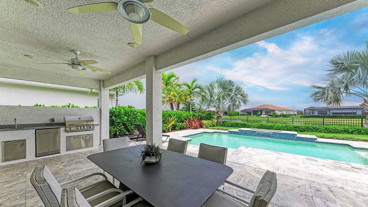 Ana Maria Model Home | Lanai and Pool