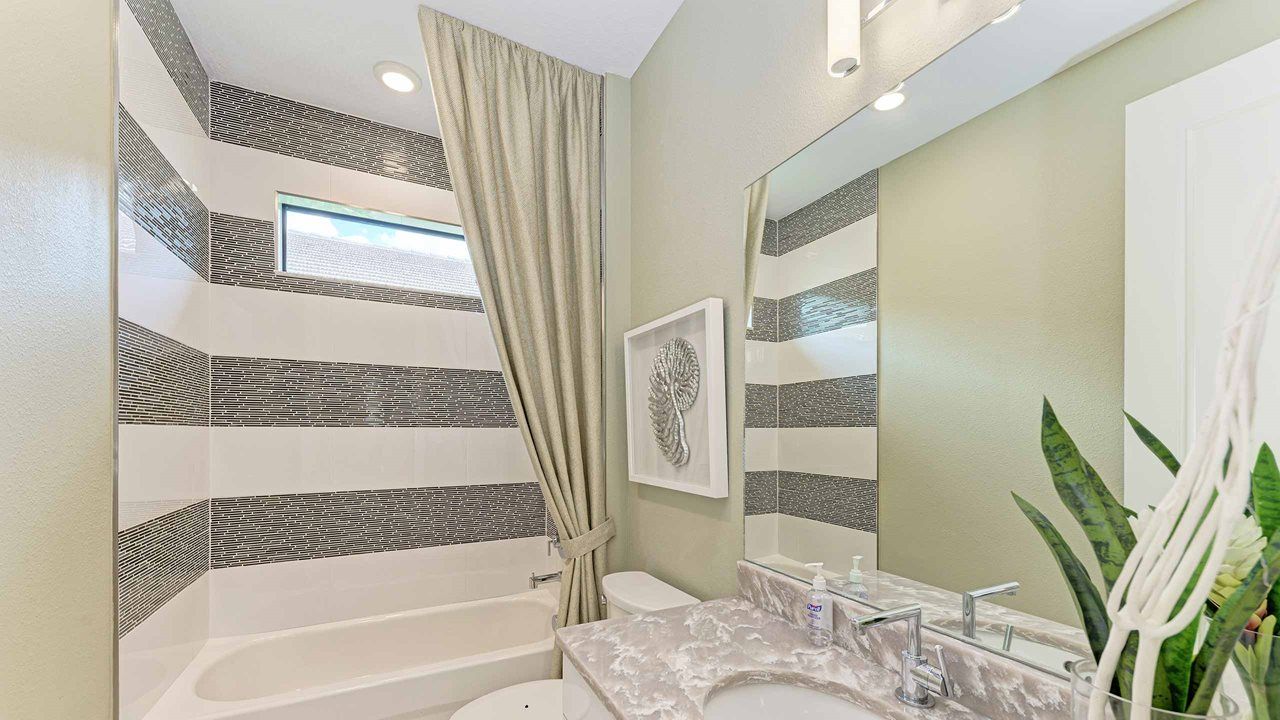 Lido Model Home | Secondary Bath
