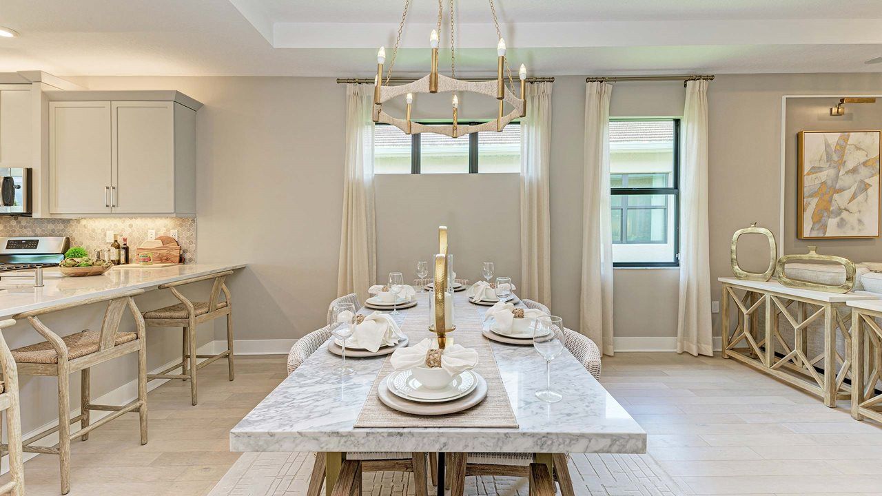 Summerland Model | Dining Area