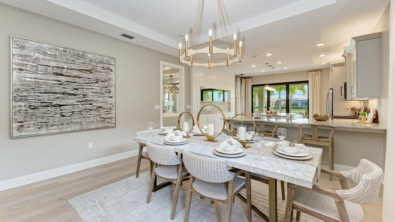 Summerland Model | Dining Area