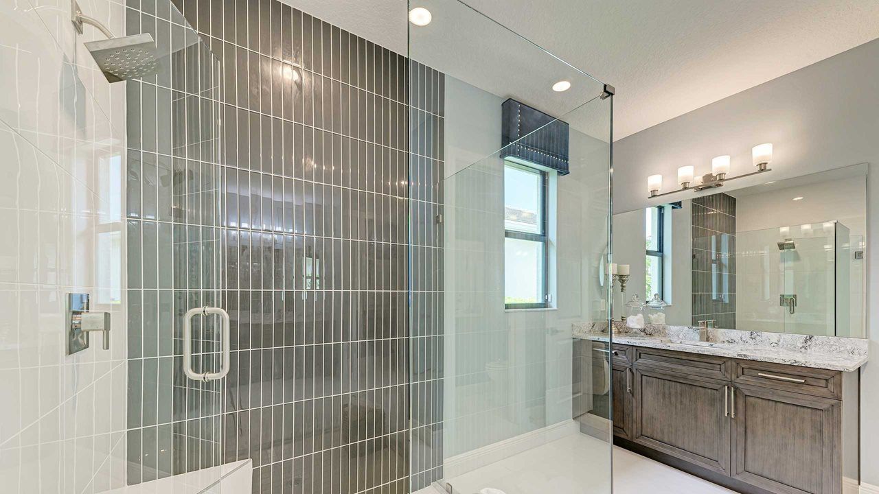Owner's Shower- Model shown is without Bonus Room