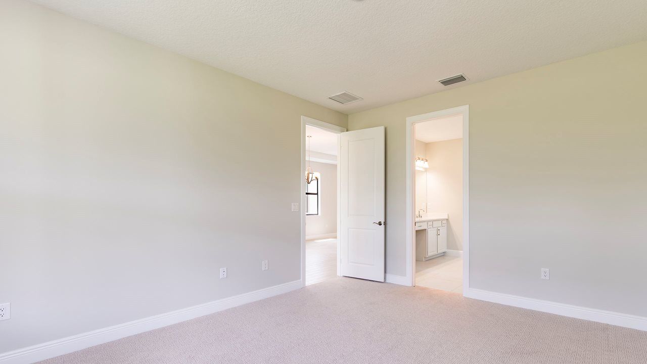 Summerland Model | Owner's Suite