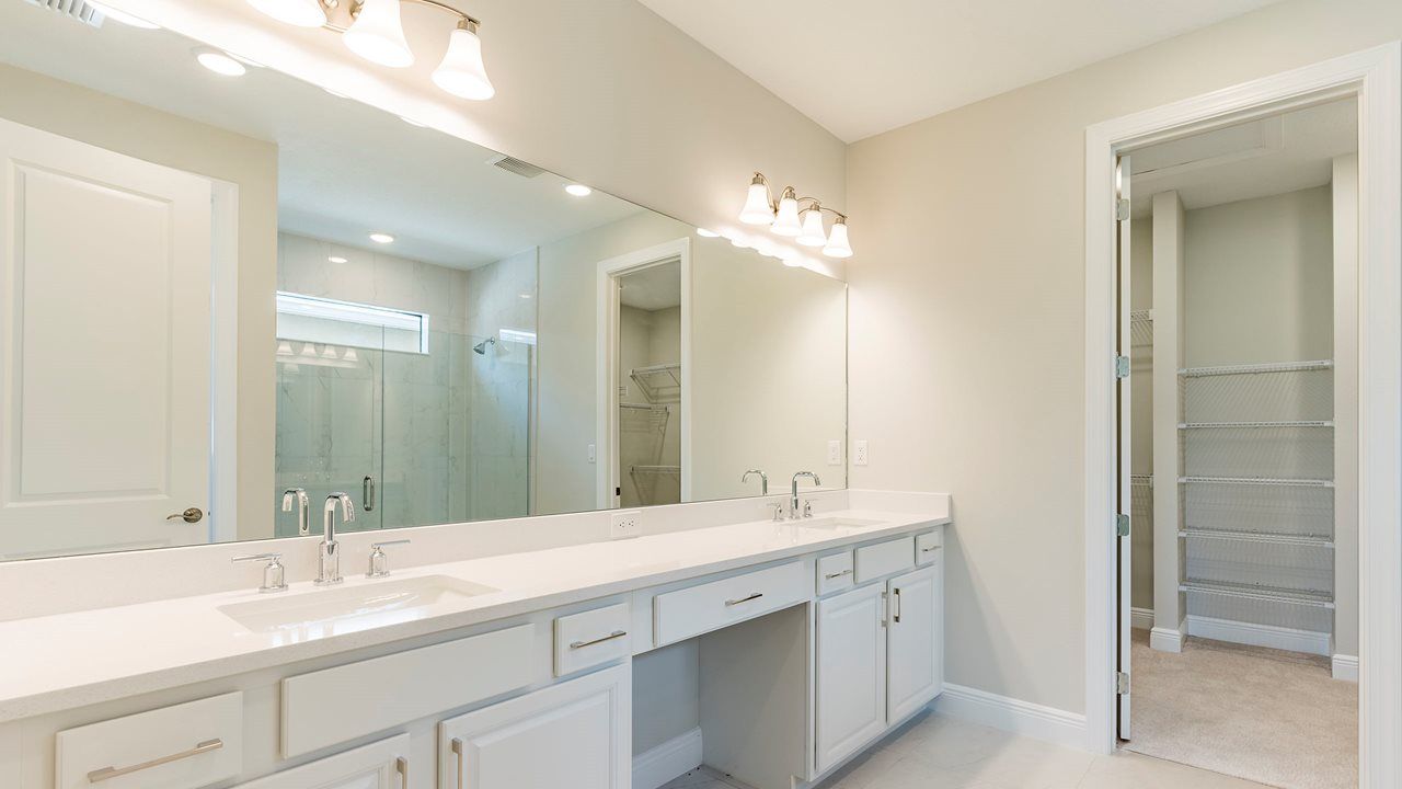 Summerland Model | Owner's Suite Bath