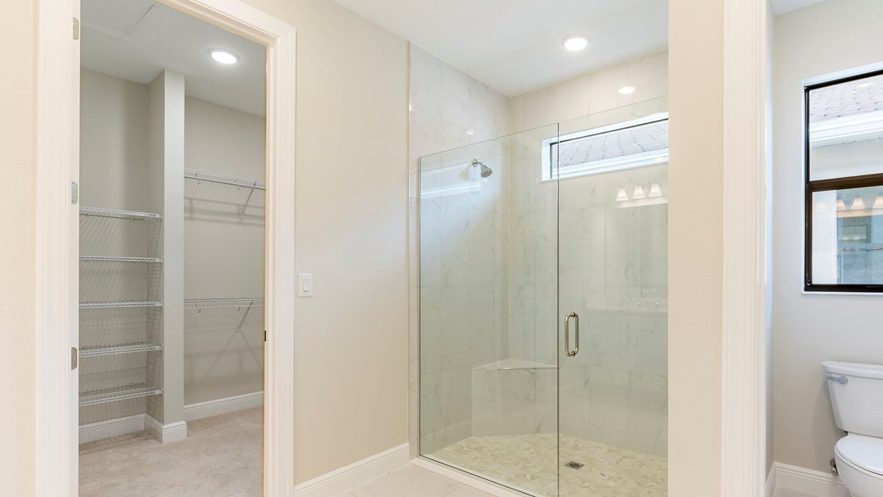 Summerland Model | Owner's Suite Bath