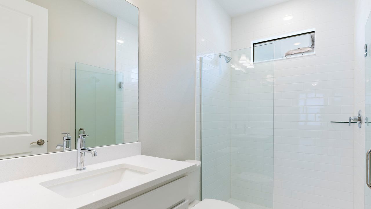 Summerland Model | Bath 2