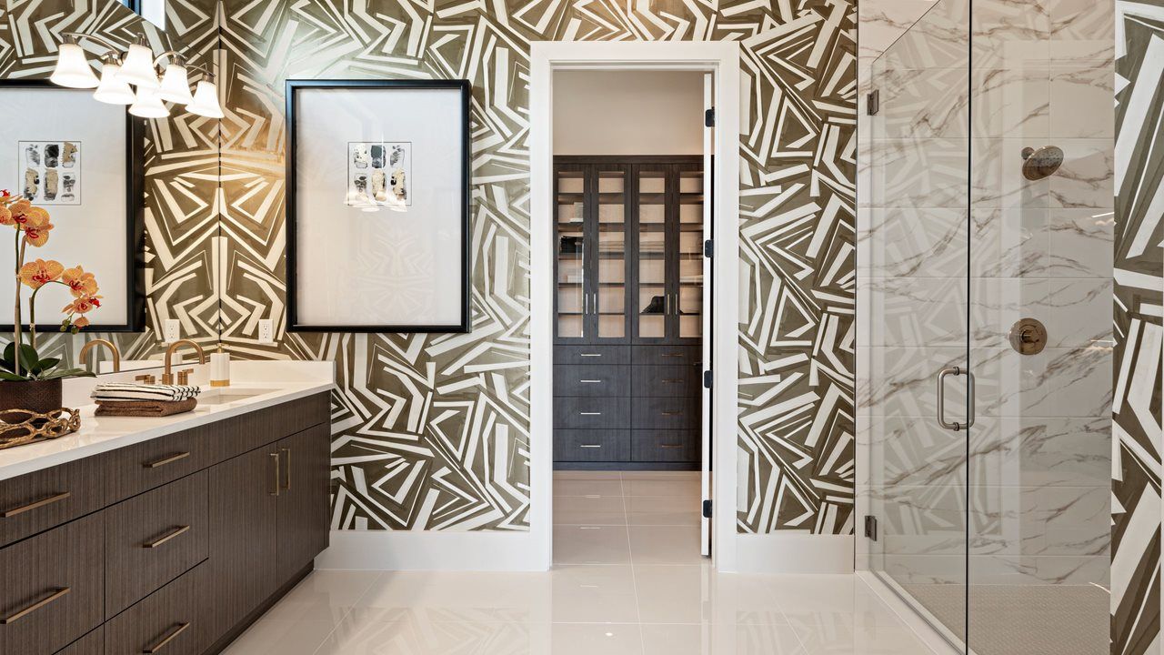 Sydney Model | Owner's Bath
