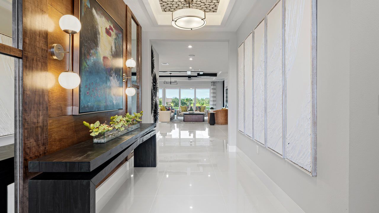 Sarah Model | Foyer to Great Room