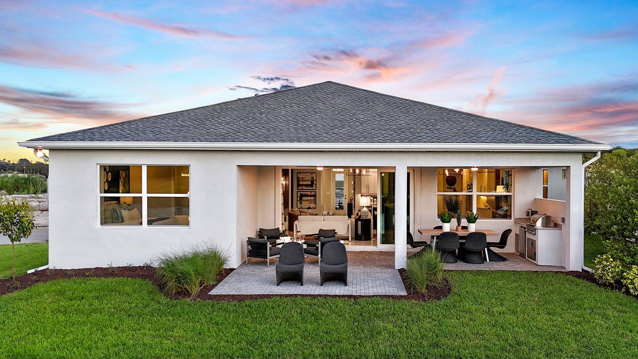 Sarah Model | Rear Elevation