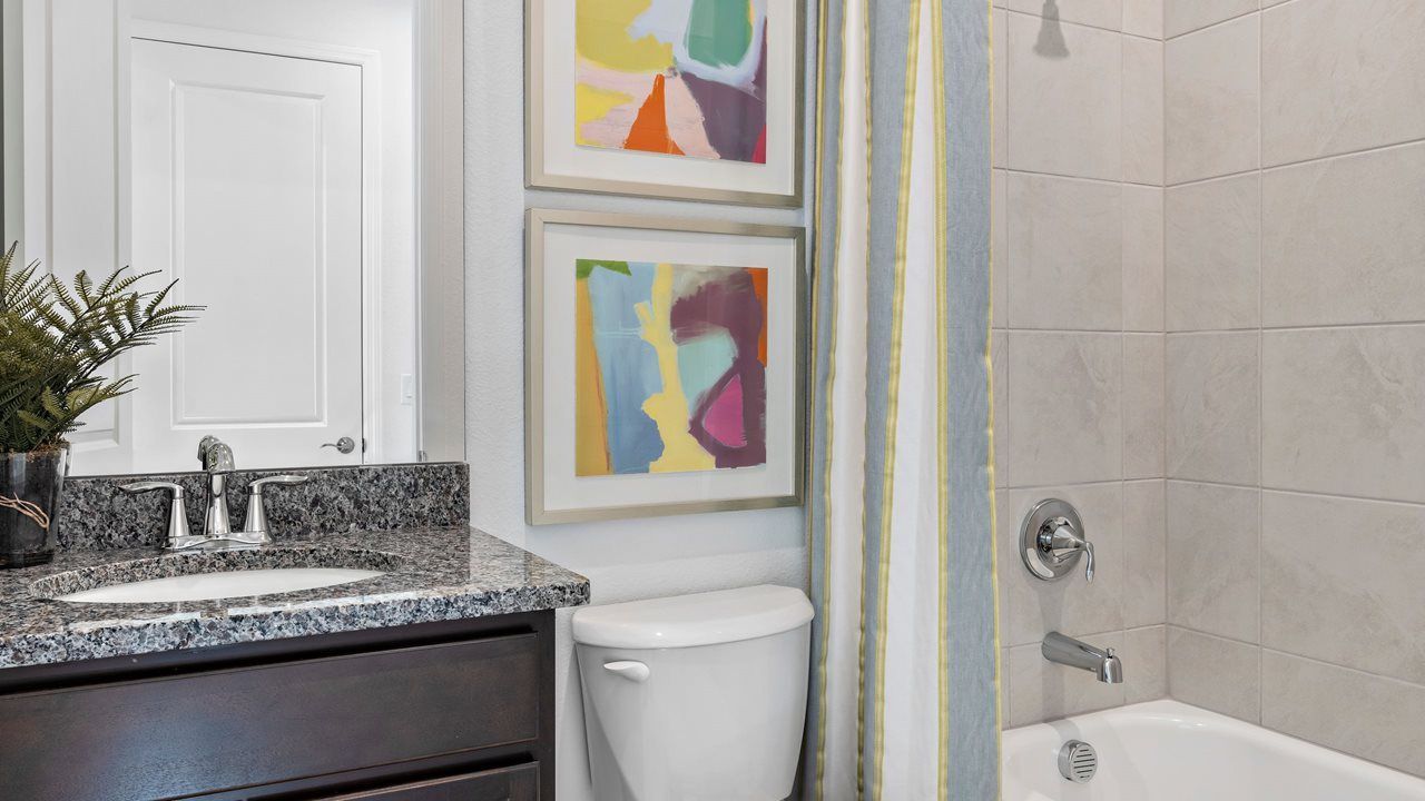 Secondary Bath - Baily Model Home | Cresswind at Lake Harris