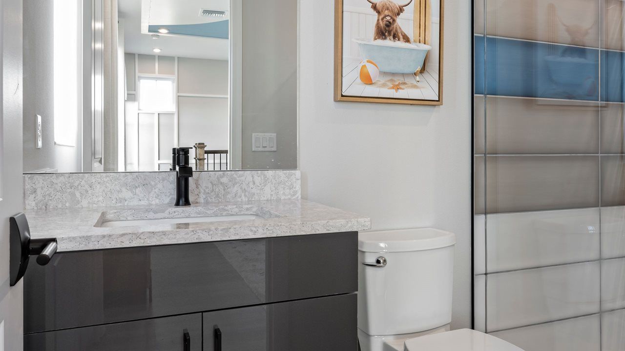 Bonus Bath - Eva Model Home
