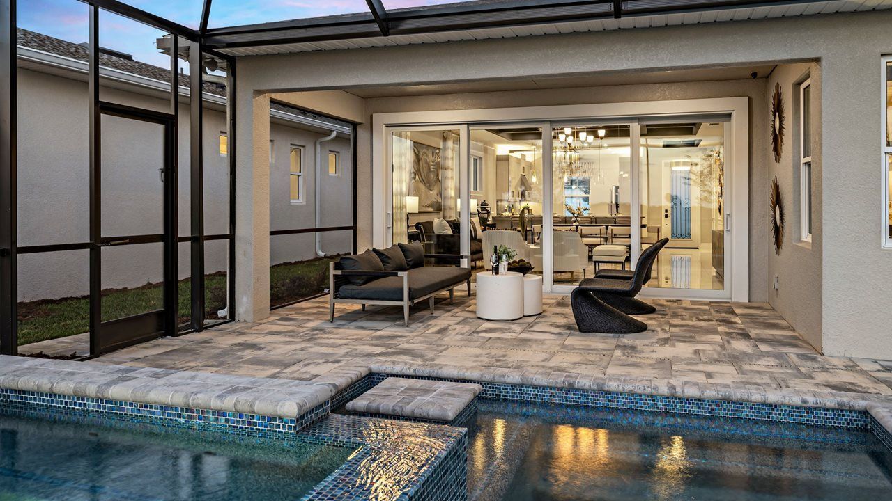 Lanai - Eva Model Home