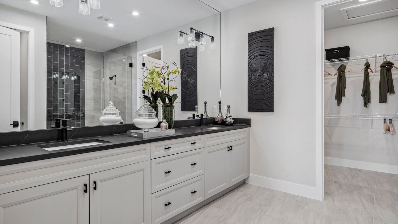 Owner's Bath - Jade Model Home