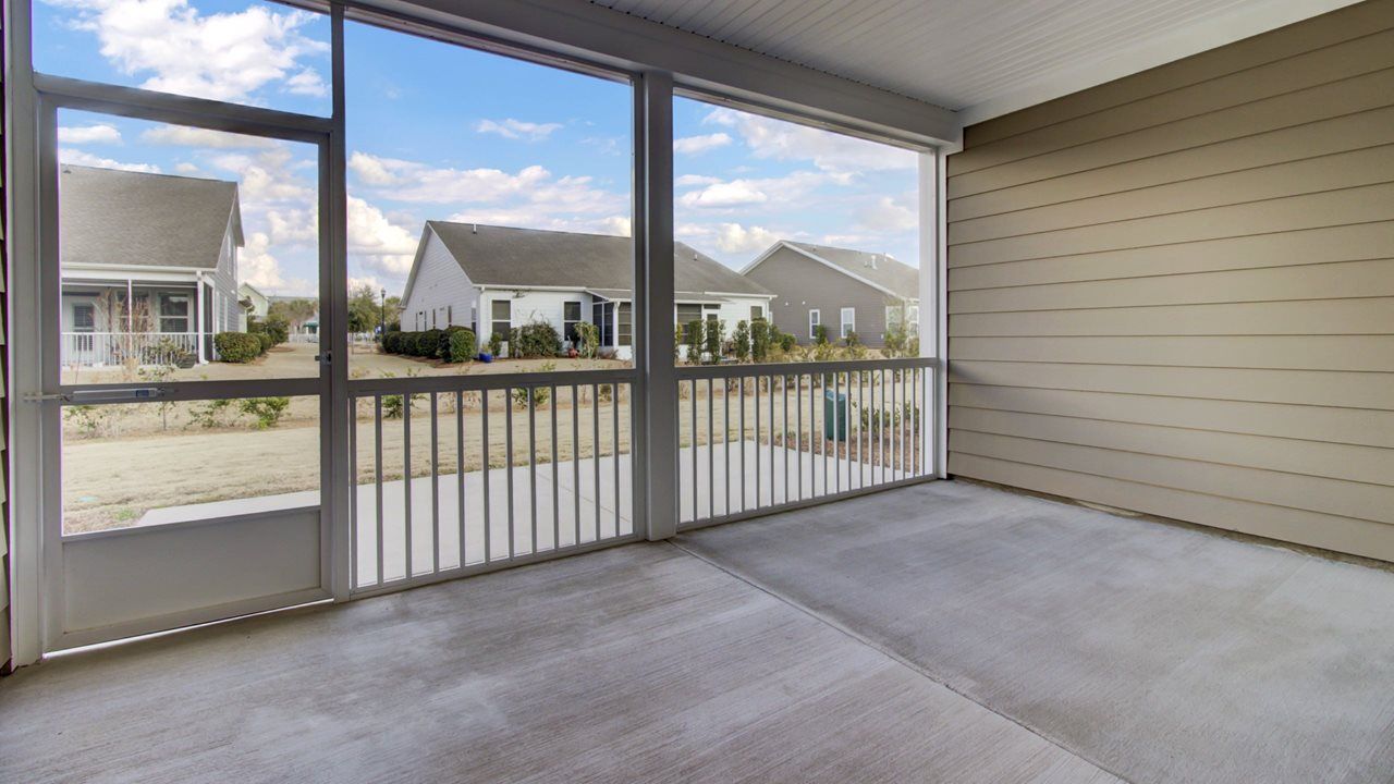 Hickory Model | Lanai