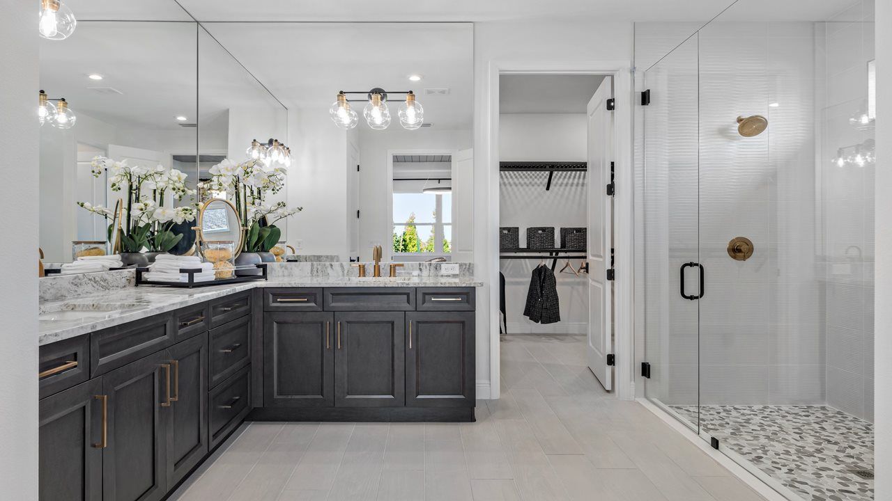 Rachel Model Home | Owner's Bath